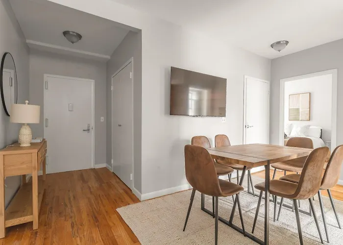 Stunning 3-Bedroom Apartment In The Heart Of East Village Manhattan!