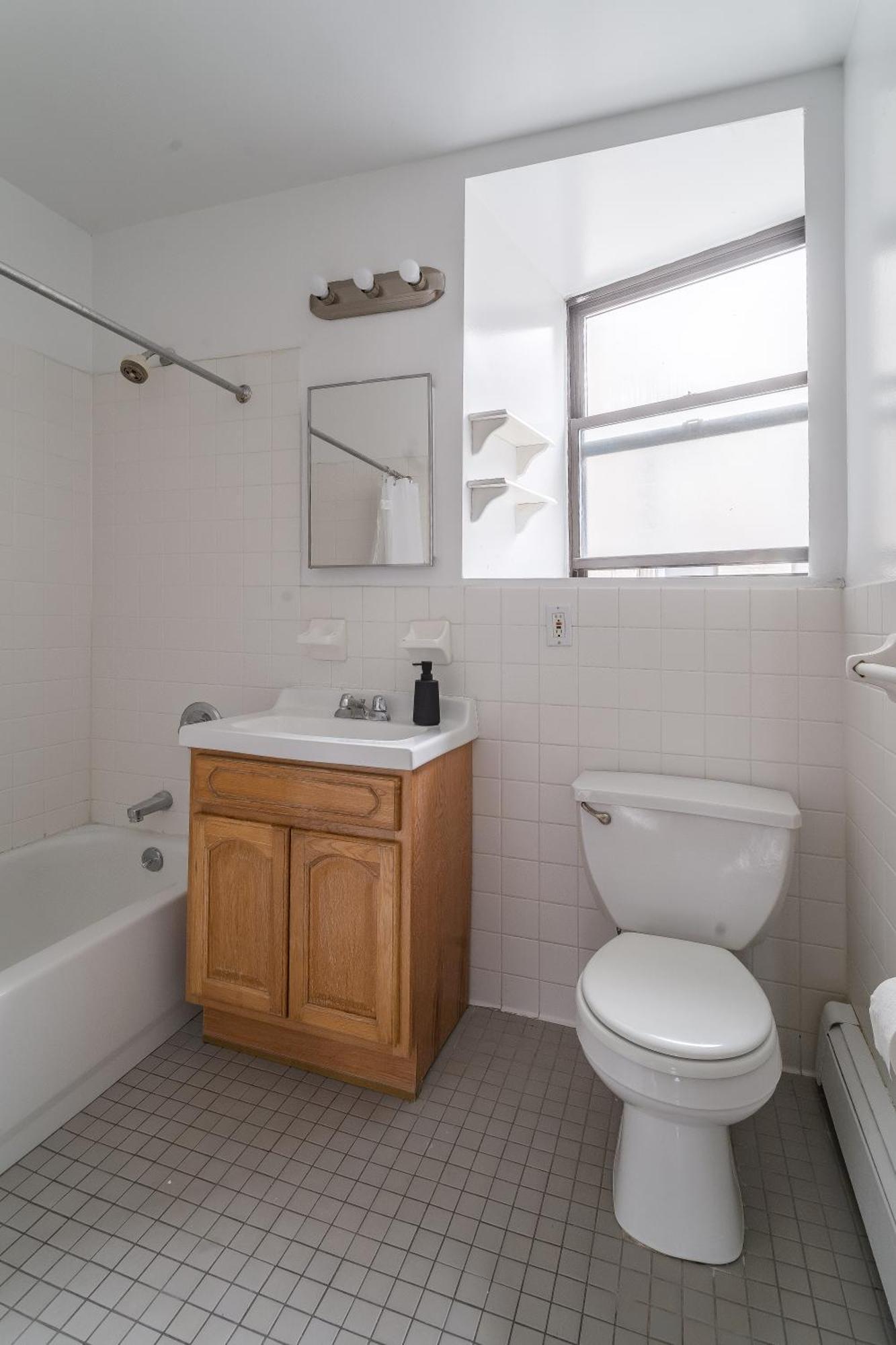 Stunning 3-bedroom In The Heart Of East Village Manhattan! New York